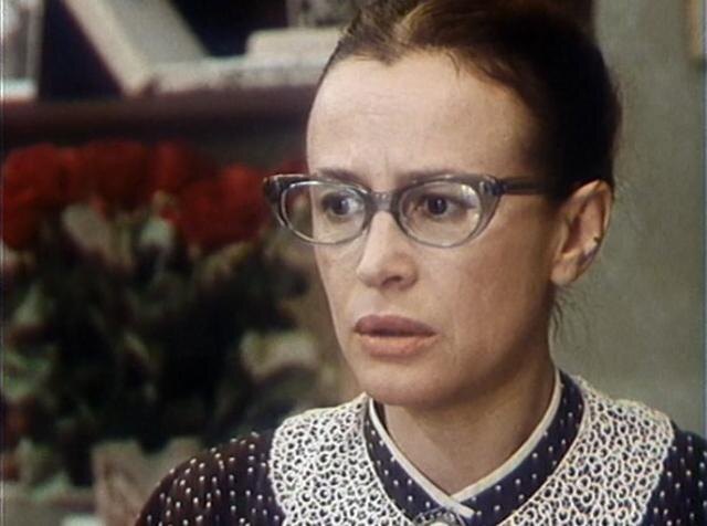 Марина Неёлова в роли Елены Сергеевны