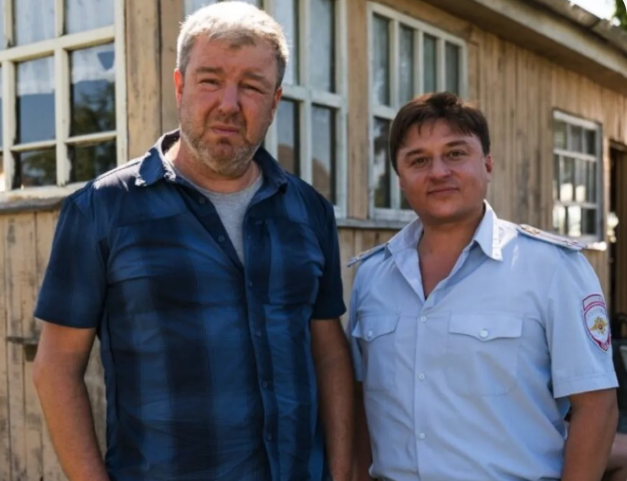 Александр Робак — человек у чёрного «Хаммера» в «Брат-2» — снялся в горной «Вершине» на 3300 метрах