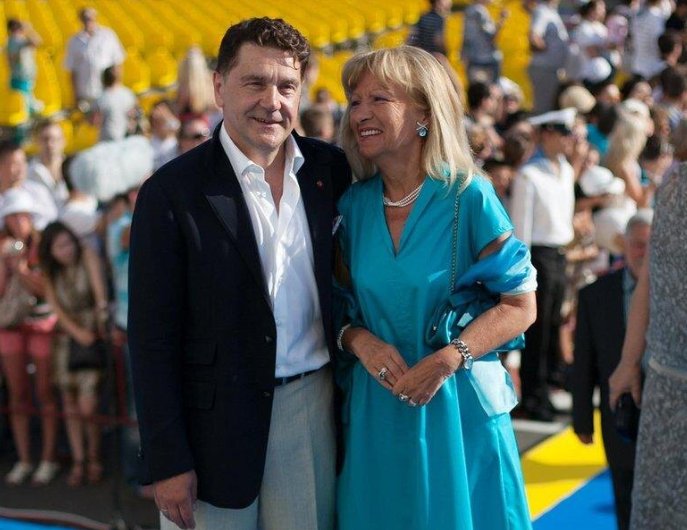Четыре актёрских брака начались с экзамена, сценического Медвежонка и обещания жениться