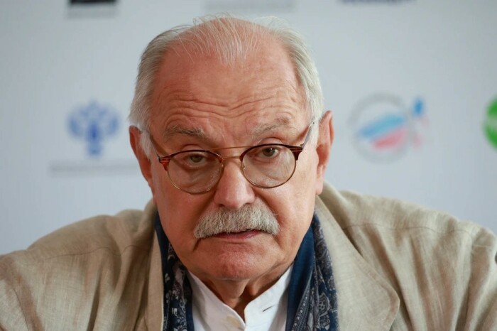 Михалков открыто критиковал Ивлееву, а теперь она — родня Михалковых: режиссёру 80