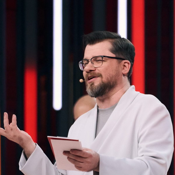 «Гарик, привет»: как Харламов и Масляков помирились после семи лет молчания