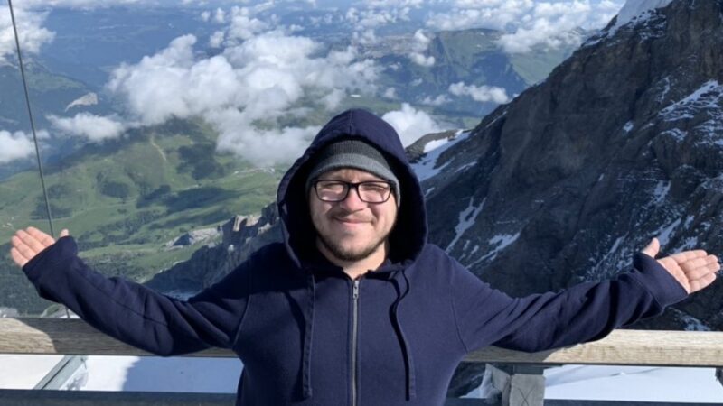Джастин Купер