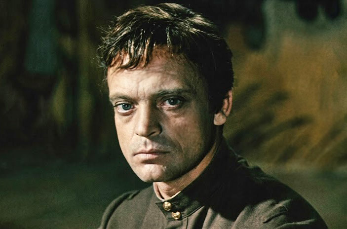 Кадр из фильма «Возврата нет» с Владиславом Дворжецким, 1973 год