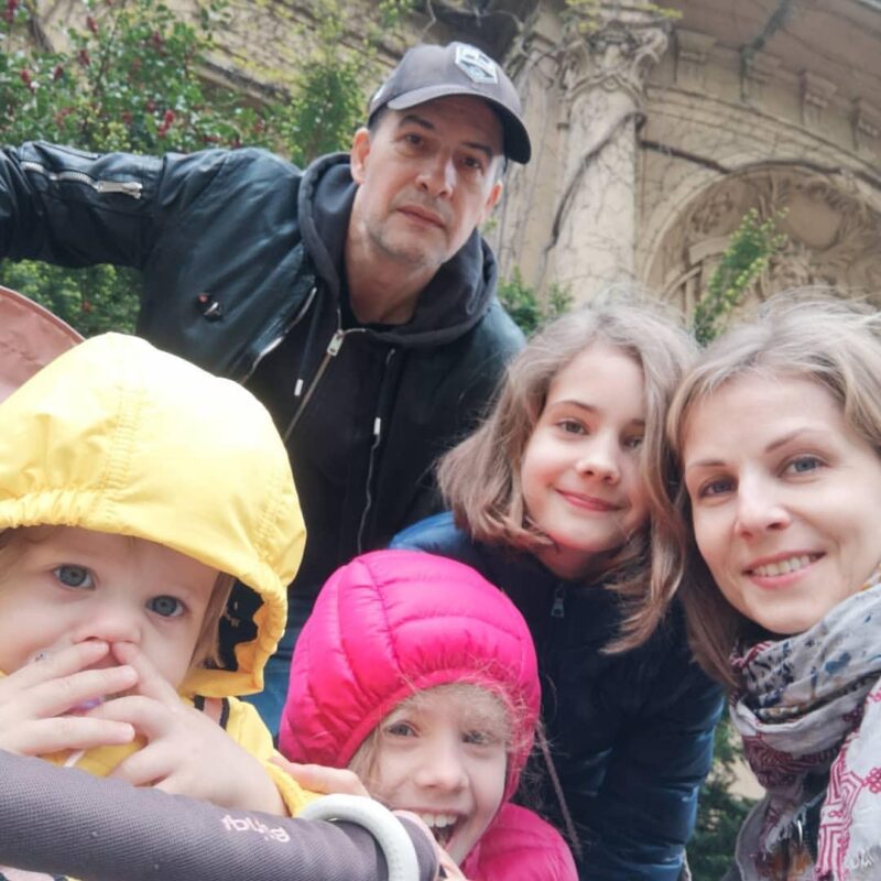 С появлением дочерей артист, по его словам, стал терпимее и спокойнее