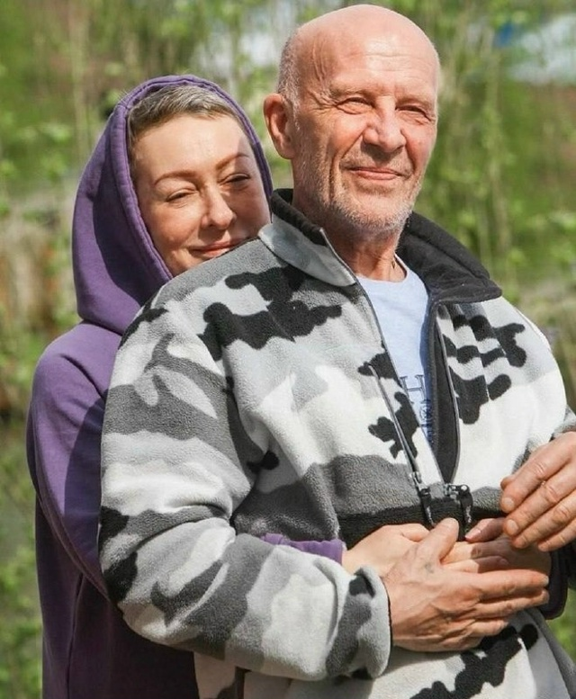 Мария Аронова две недели не могла есть и спать из-за икоты, а Сеть уже отправила её в Боткинскую