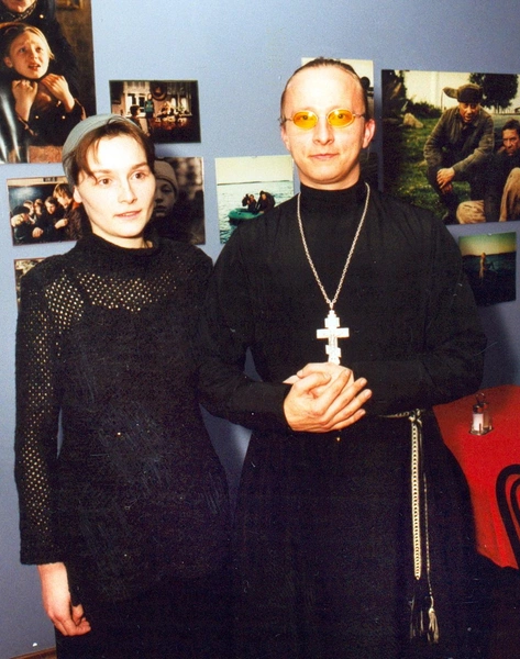 Иван Охлобыстин хочет вернуться в церковь, но каждый раз возвращается в кино