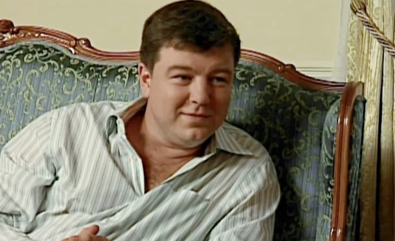 Александр Робак — человек у чёрного «Хаммера» в «Брат-2» — снялся в горной «Вершине» на 3300 метрах