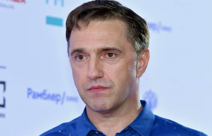 Владимир Вдовиченков почти не видел сына, а теперь стал дедушкой