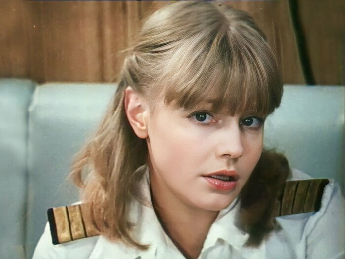 Марина Шиманская: муж ушёл к лучшей подруге, а она сыграла Наину Ельцину в «Короне»