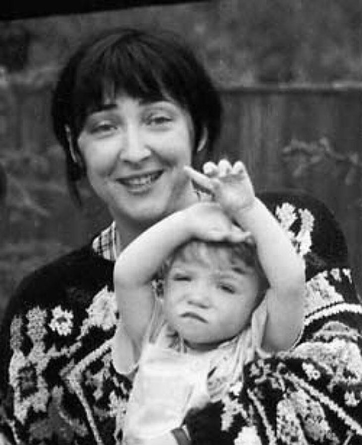 Ева Цекало родилась с весом около 1200 граммов: как дочь Лолиты Милявской оказалась в Болгарии