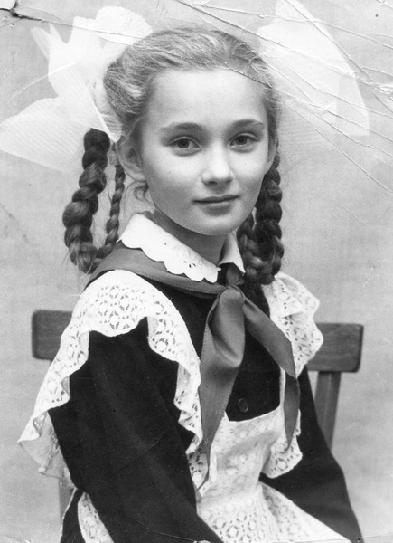 «На теплоходе музыка играет» знала вся страна, а пенсия Ольги Зарубиной — 16 765 рублей