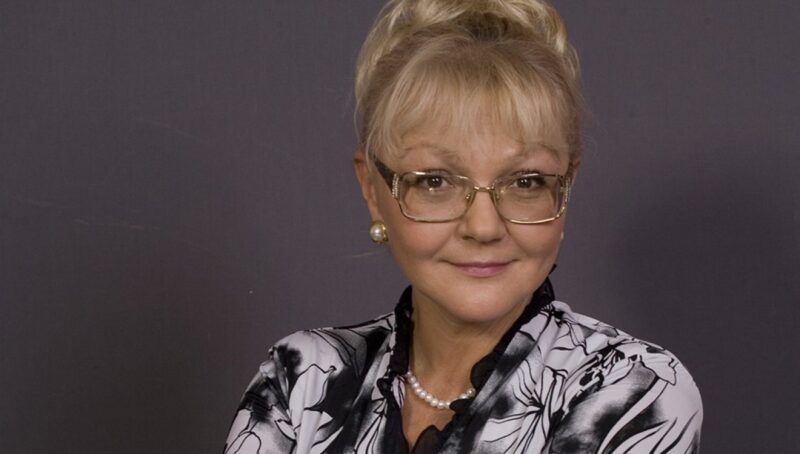 Марина Дюжева
