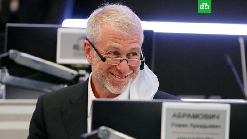 Почему миллиарды Абрамовича оказались недоступны, хотя Forbes оценивает его состояние в $9,3 млрд