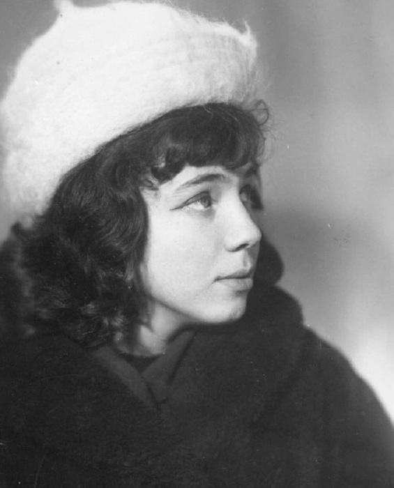 Лариса Рубальская в юные годы