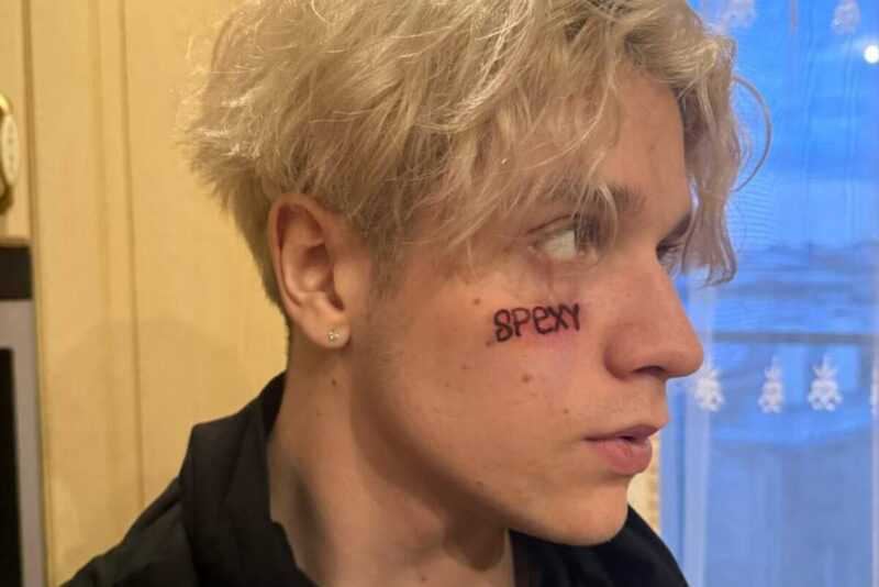 19-летний сын Булановой и Радимова записал рэп-альбом, а теперь учится