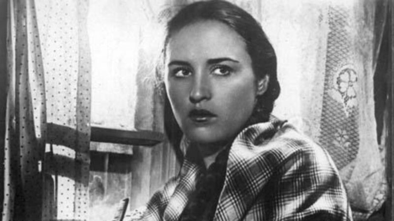 Из лагерей, ссылки и запрета на съёмки: как семь советских артистов вернулись в профессию
