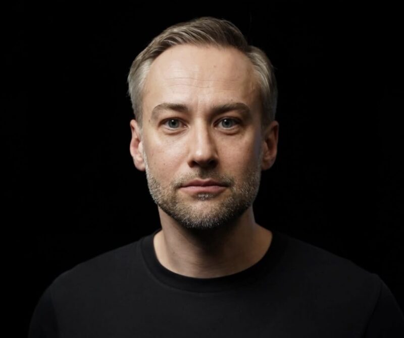 Семь лет вместе и две недели брака: как Дмитрий Шепелев уехал от первой жены