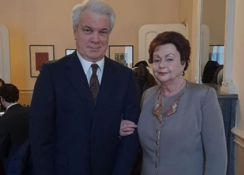 Марина Шиманская в роли Наины Ельциной в сериале «Корона»