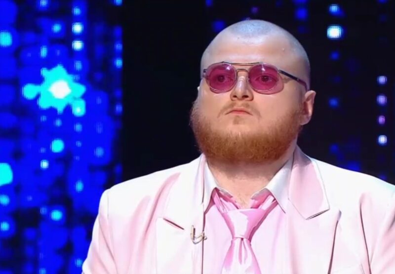 «Ну-ка, все вместе»: три сотни, скандал на стене экспертов и эмоции Лазарева в восьмом выпуске