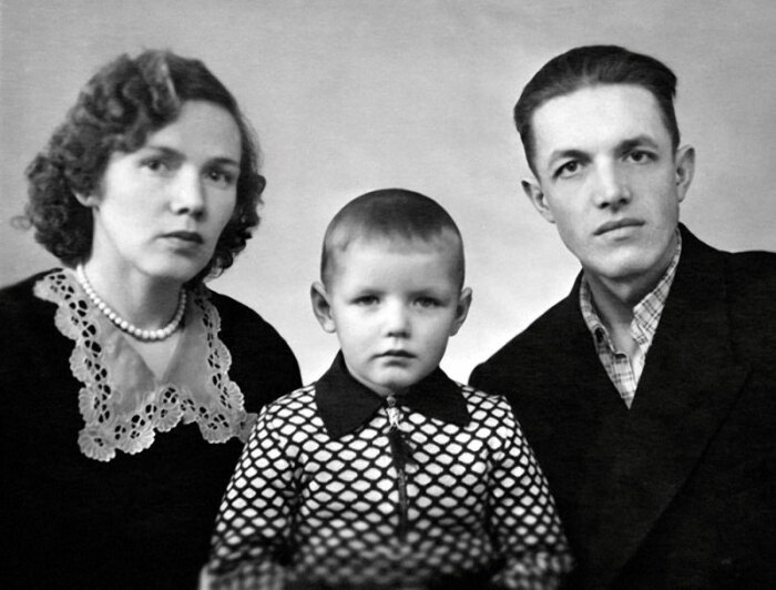 Клиническая смерть, кладовка и серебряная свадьба: как Александр Галибин нашёл счастье к 70 годам