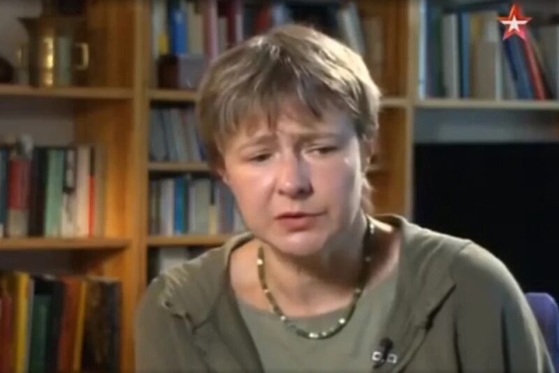 Сцена, продюсирование, перевод, живопись: кем стали дочери знаменитых актеров