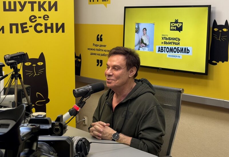 Ефим Шифрин в студии Юмор FM