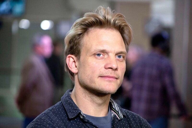 Евгений Ткачук купил трёх жеребцов на гонорар за «Мишку Япончика» — так начался «ВелесО»