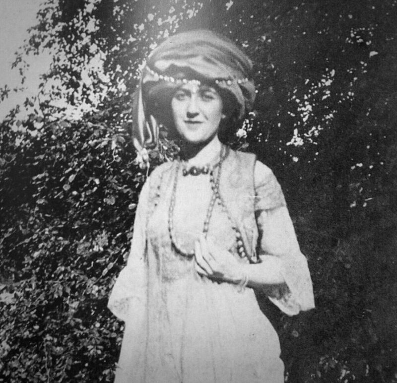 Агата Кристи, 1912 год.
