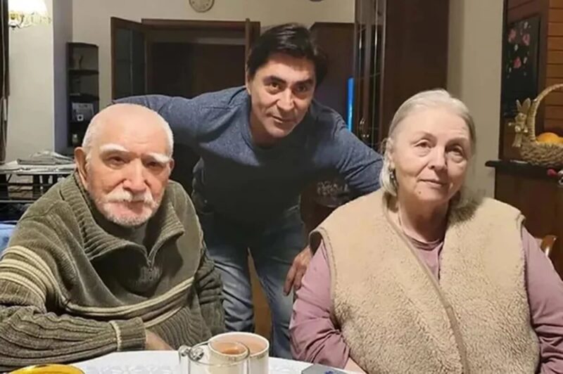 Степан Джигарханян ушёл из театра отчима в покер — и на двадцать лет прервал с ним общение