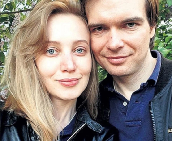 Первый муж Юлии — Алексей Снигирь — с новой женой