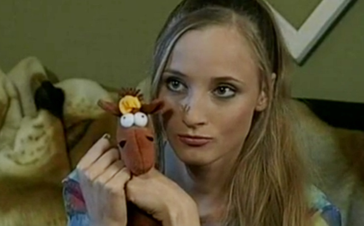 Алёна Семёнова в роли Светланы в сериале «Кармелита», 2005 год